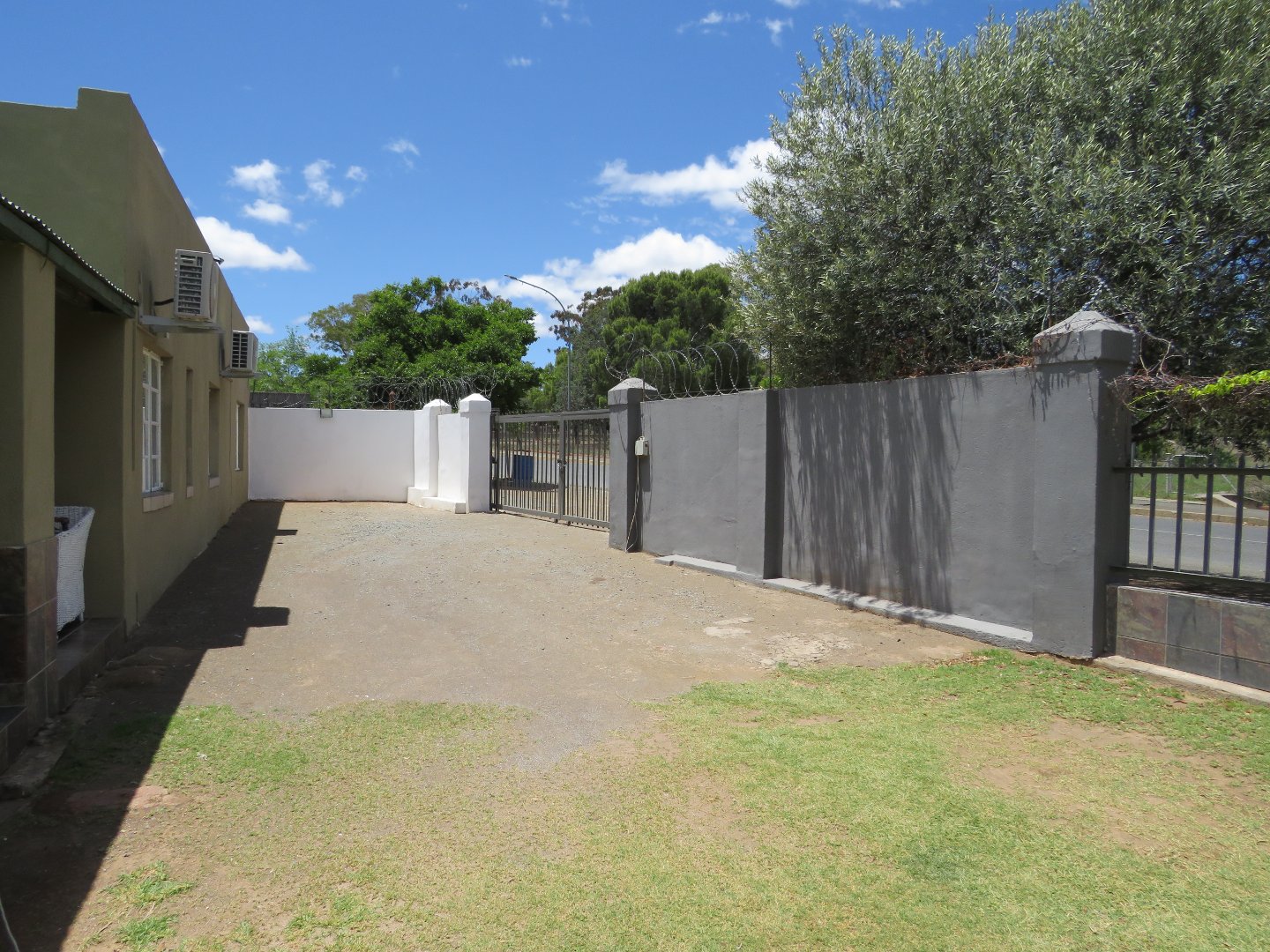 13 Bedroom Property for Sale in Colesberg Northern Cape